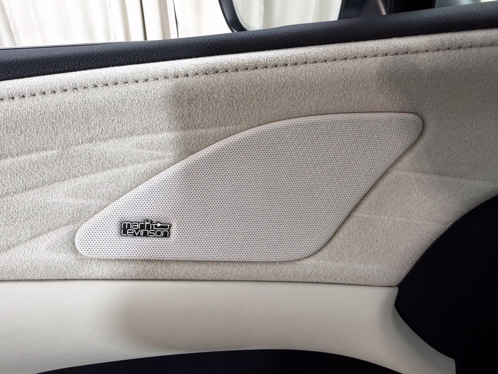 2024 Lexus RX 450h+ Luxury