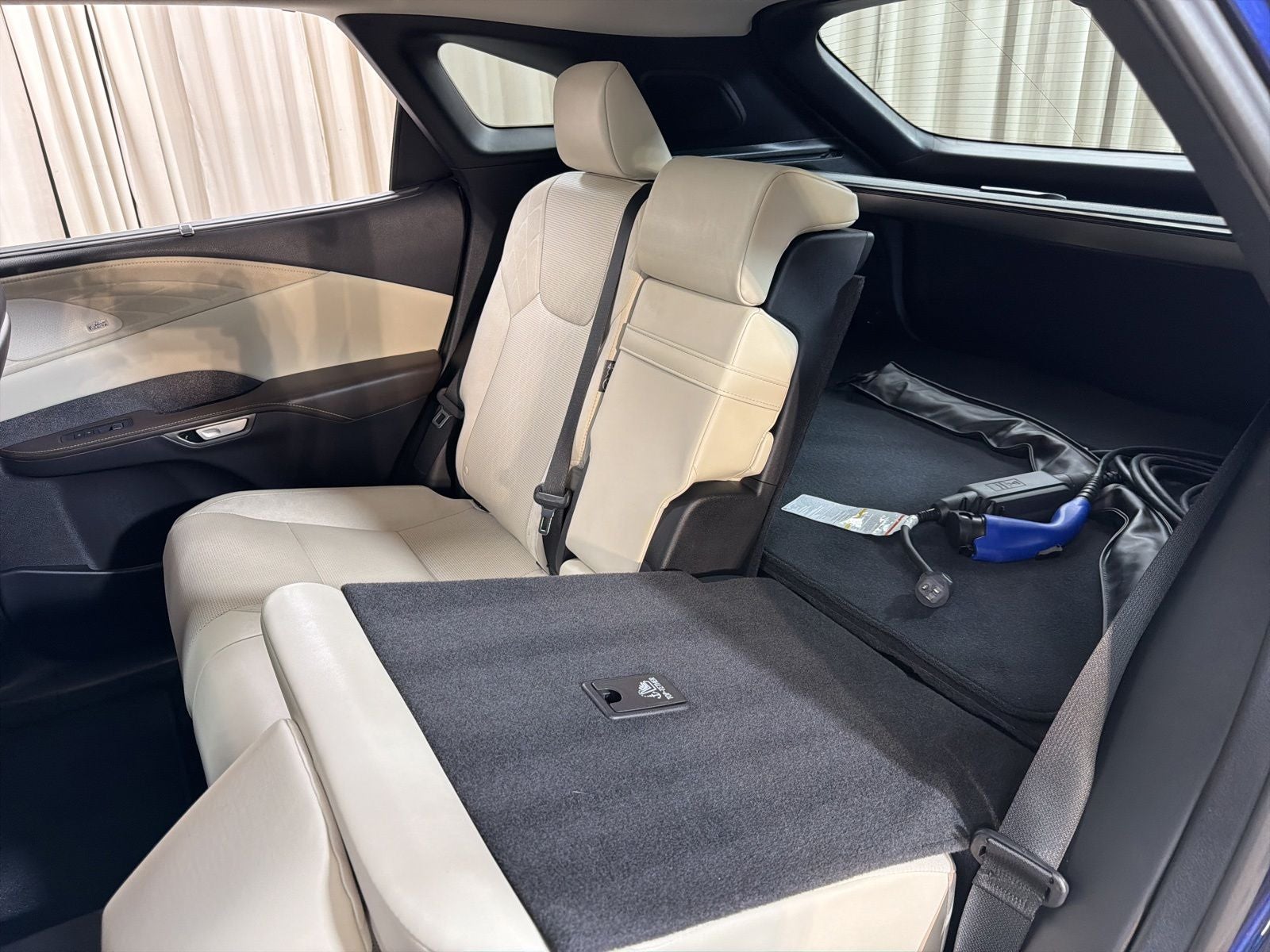 2025 Lexus RX 450h+ Luxury