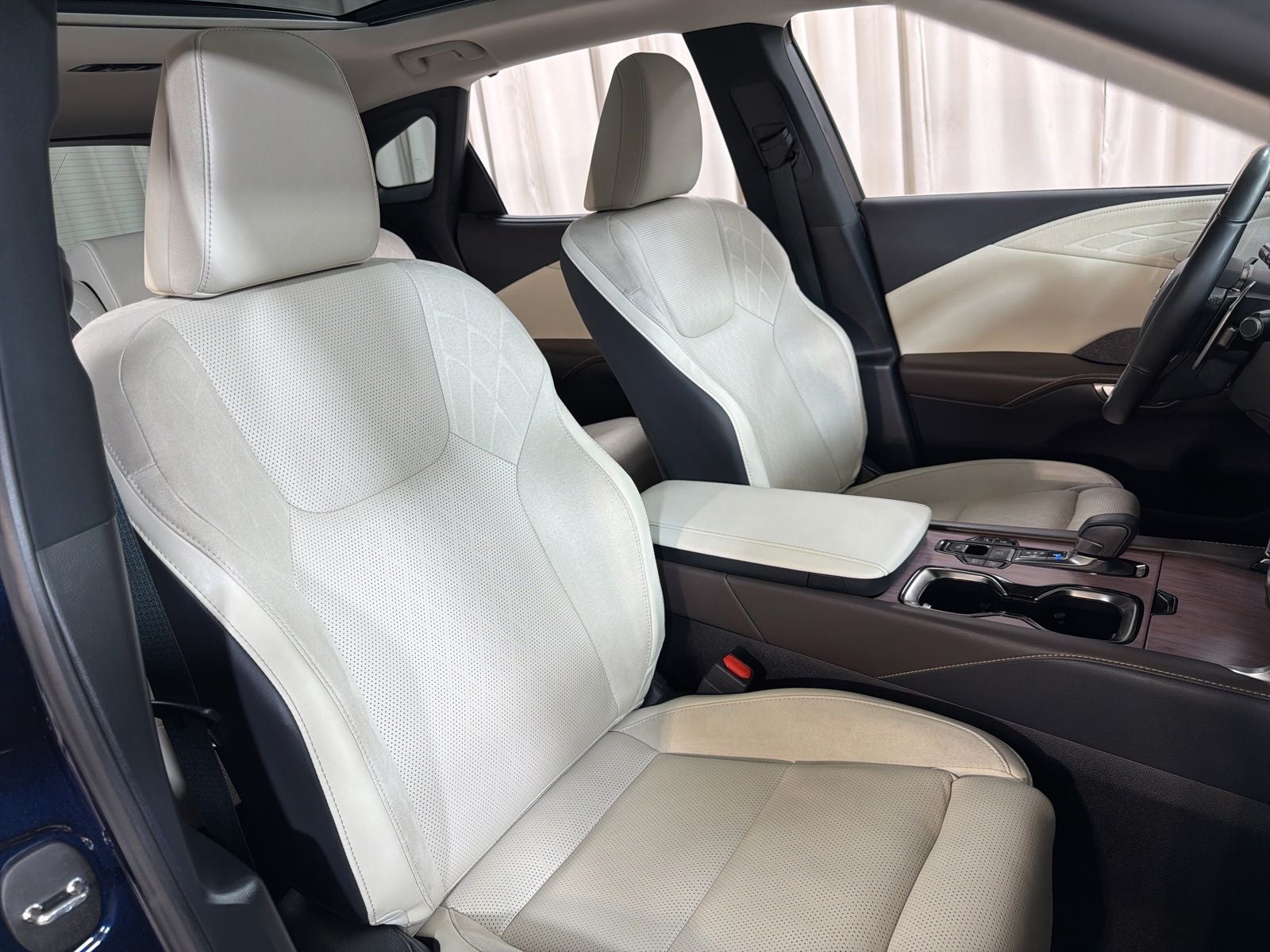 2025 Lexus RX 450h+ Luxury