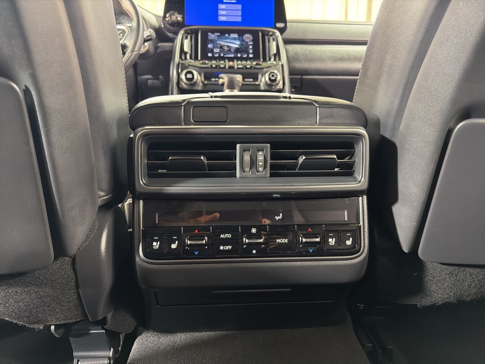 2024 Lexus LX 600 Luxury