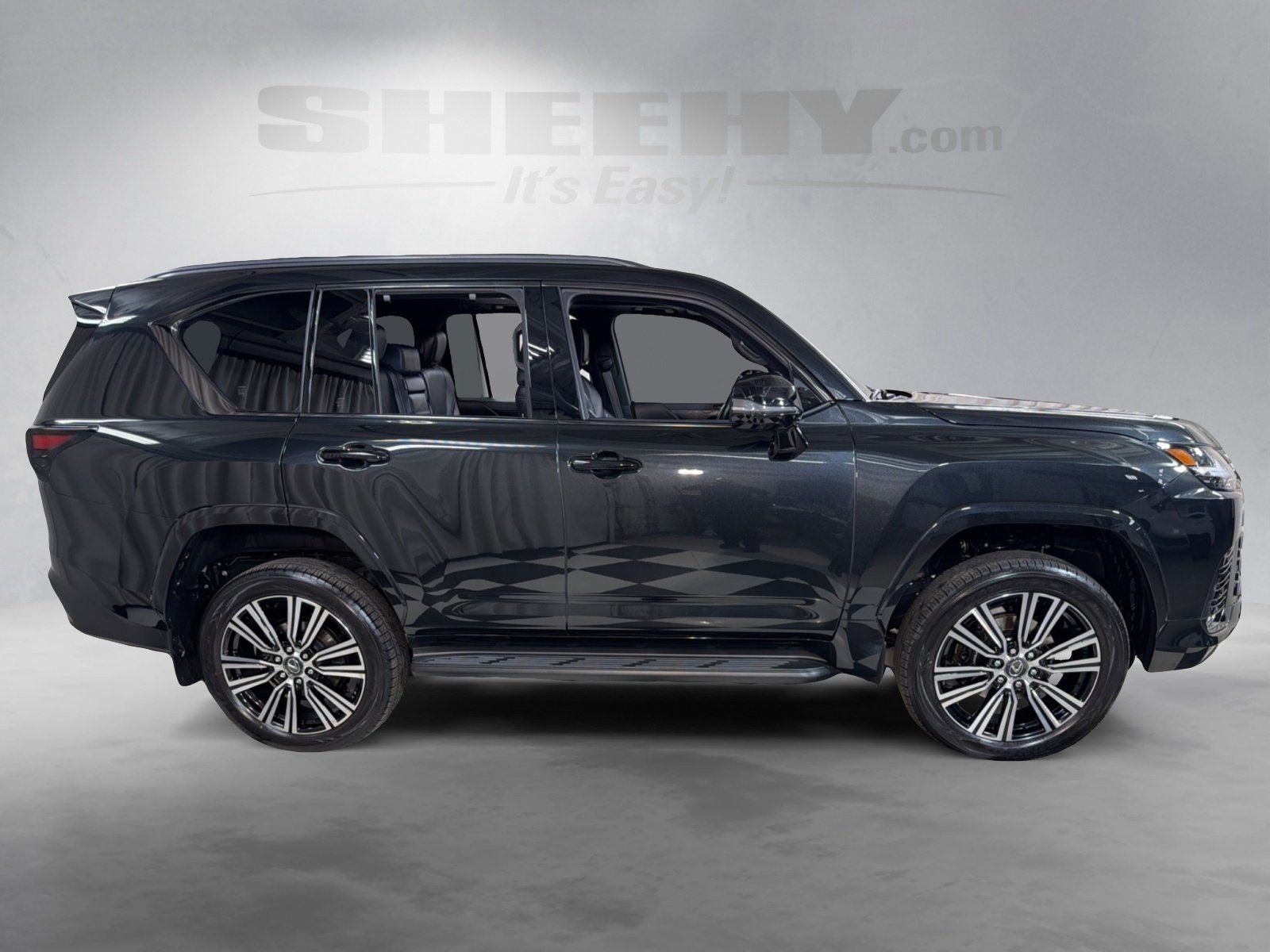 2025 Lexus LX 600 Luxury