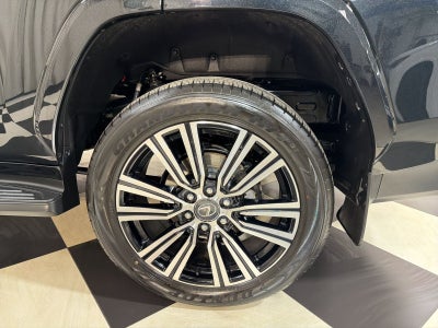 2025 Lexus LX 600 Luxury