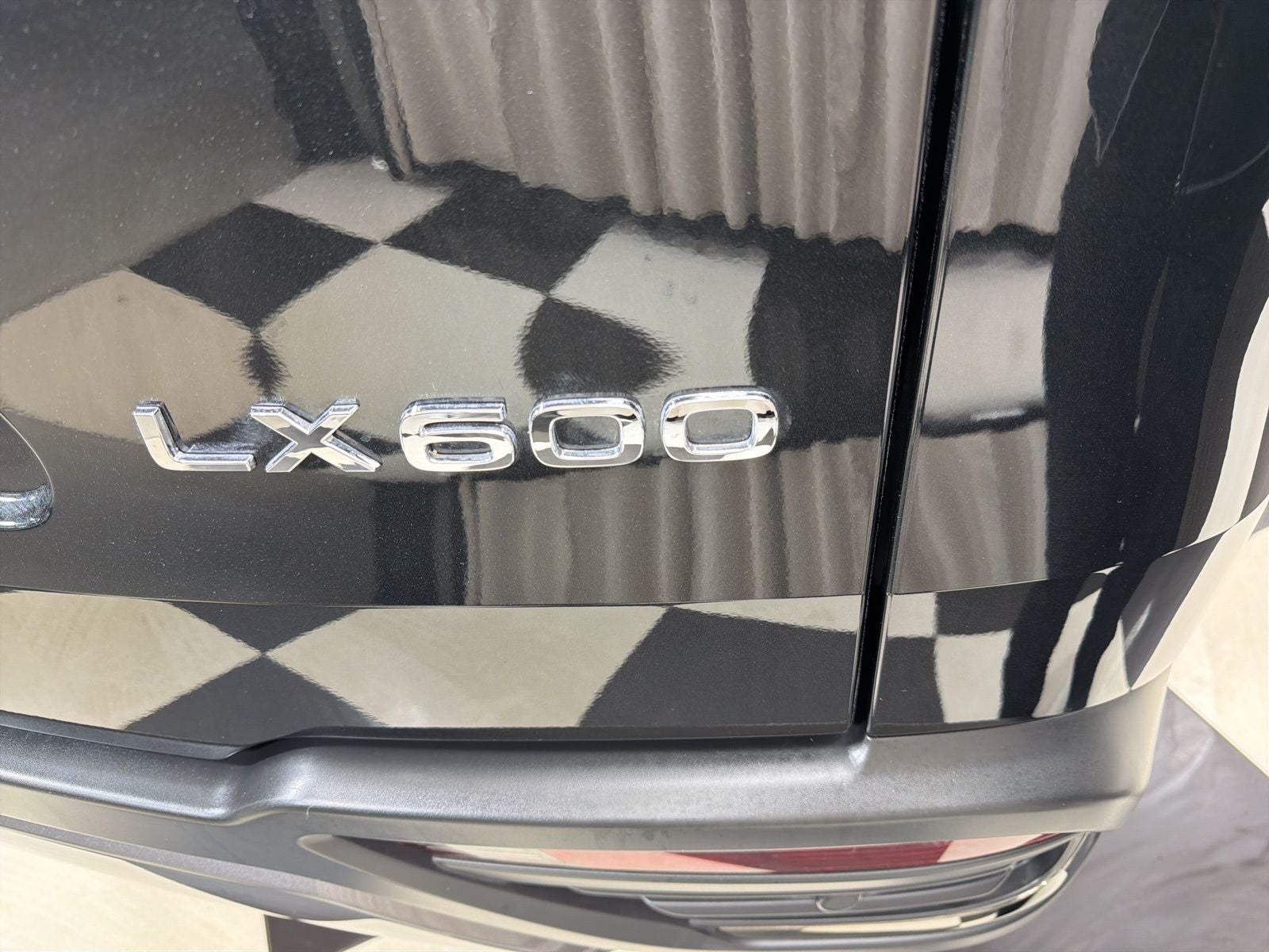 2025 Lexus LX 600 Luxury
