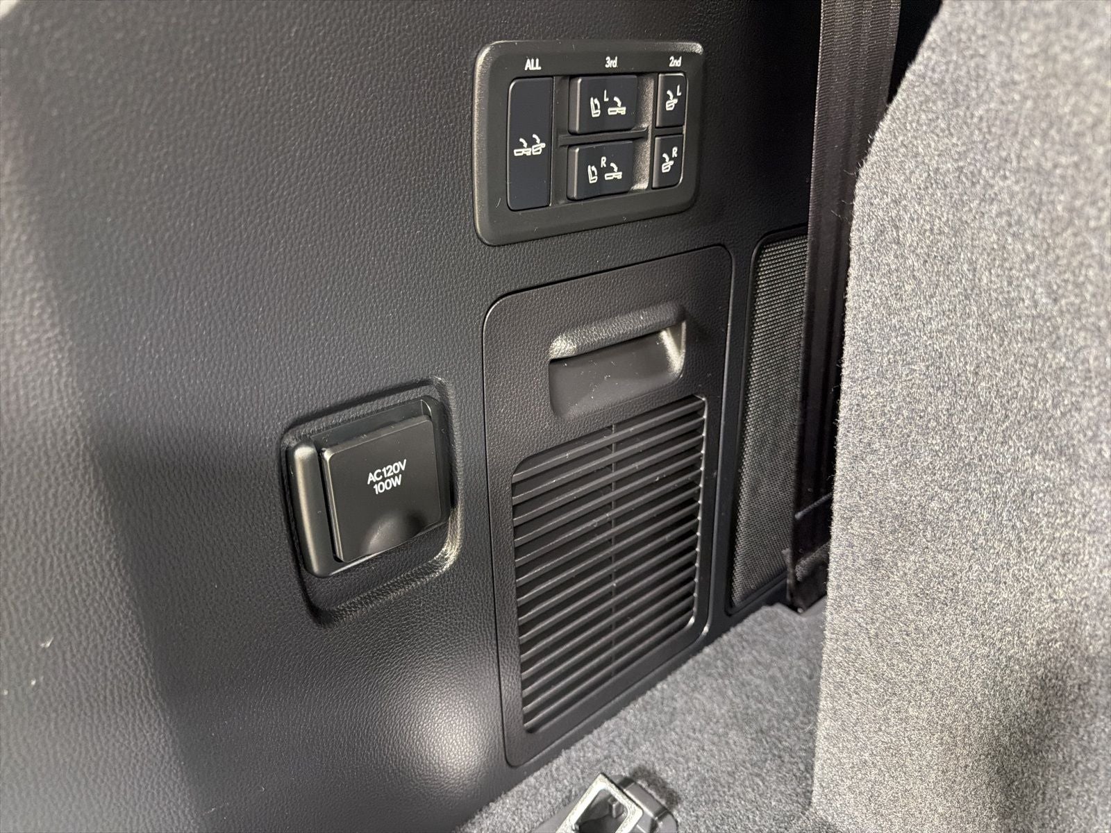 2025 Lexus LX 600 Luxury