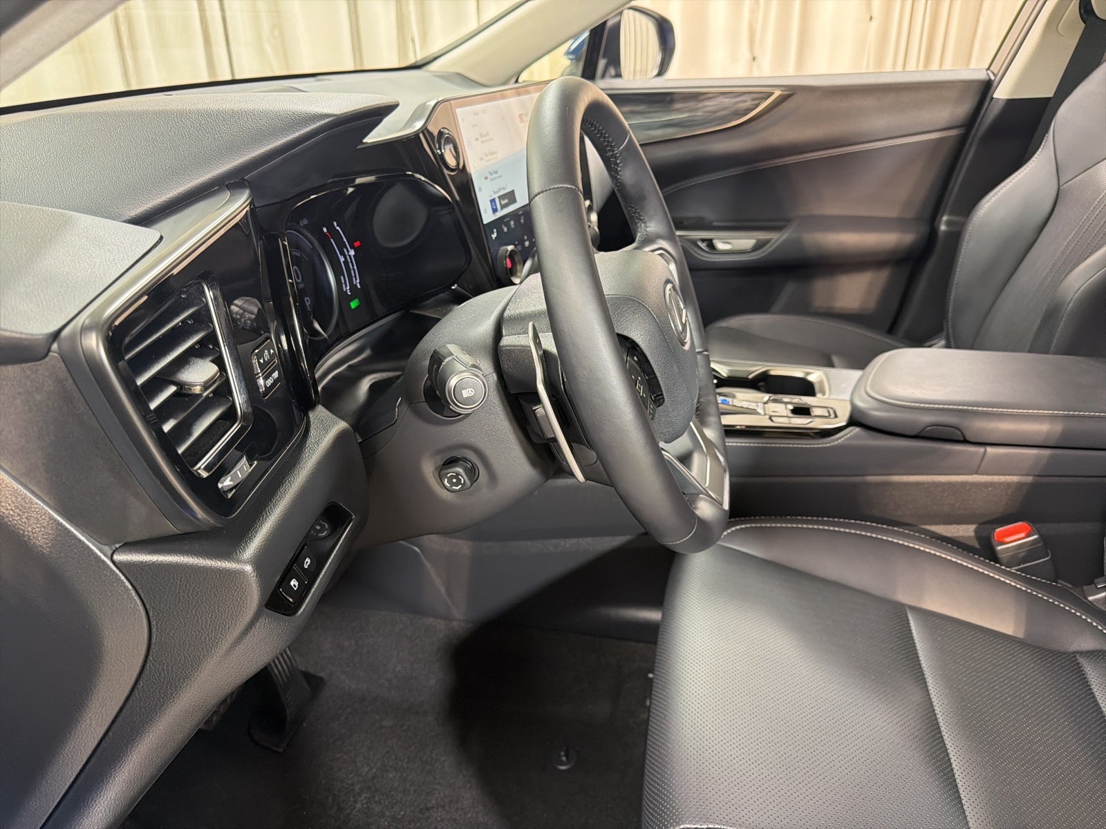 2025 Lexus NX 350h Premium