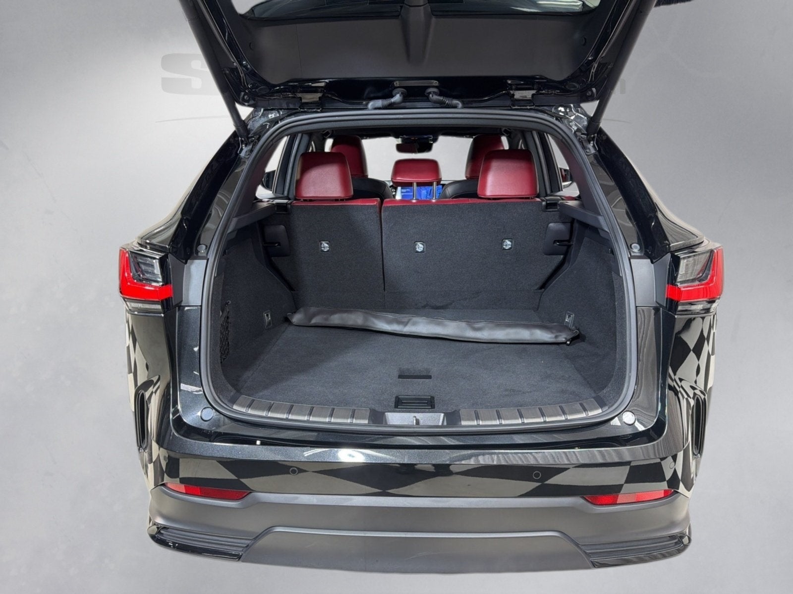 2024 Lexus NX 450h+ Luxury