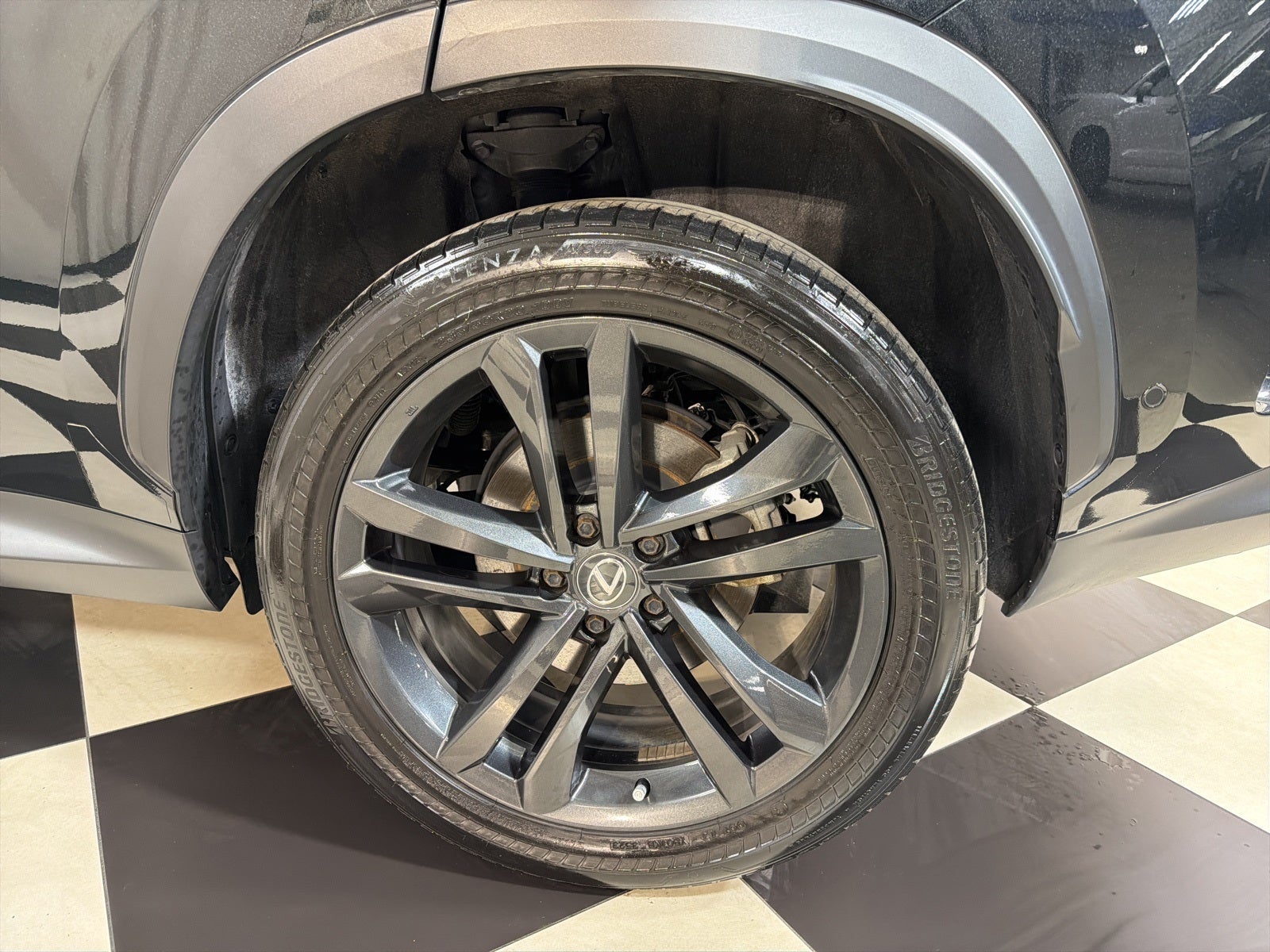 2024 Lexus NX 450h+ Luxury