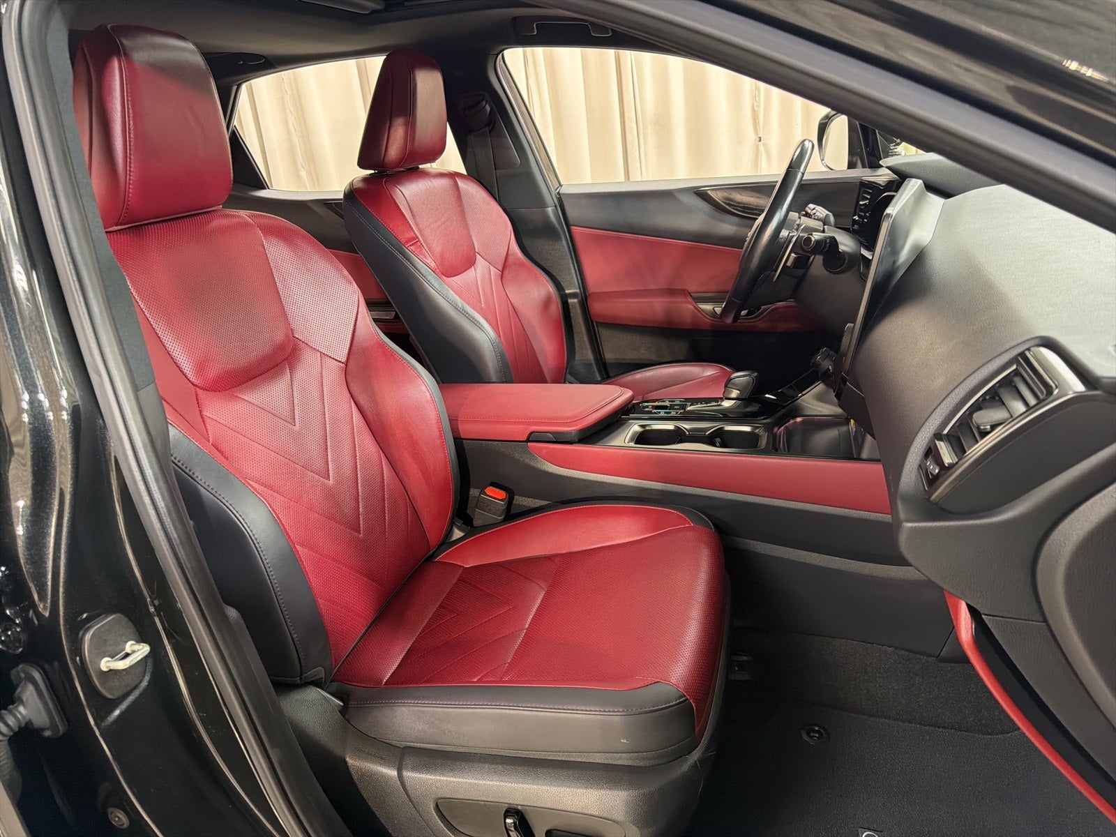 2024 Lexus NX 450h+ Luxury