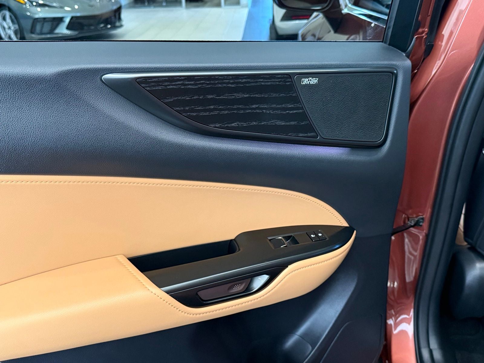 2025 Lexus NX 450h+ Luxury