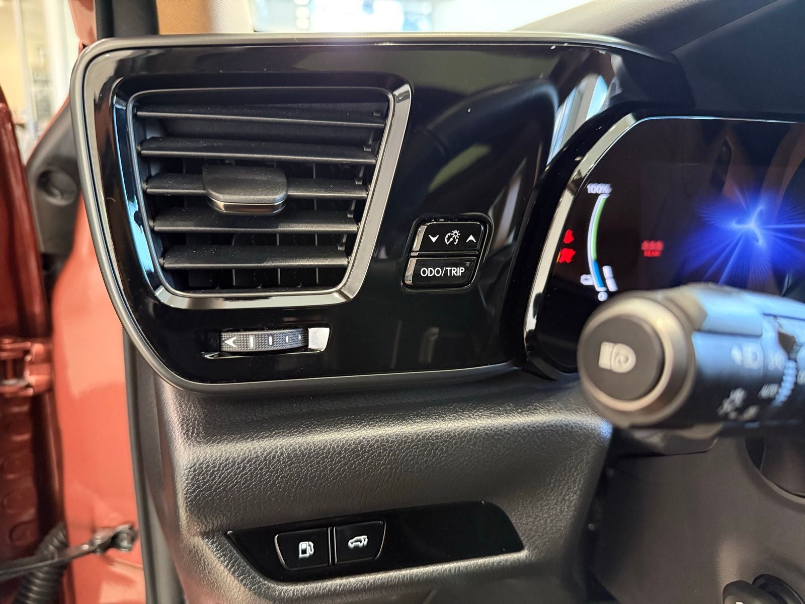 2025 Lexus NX 450h+ Luxury