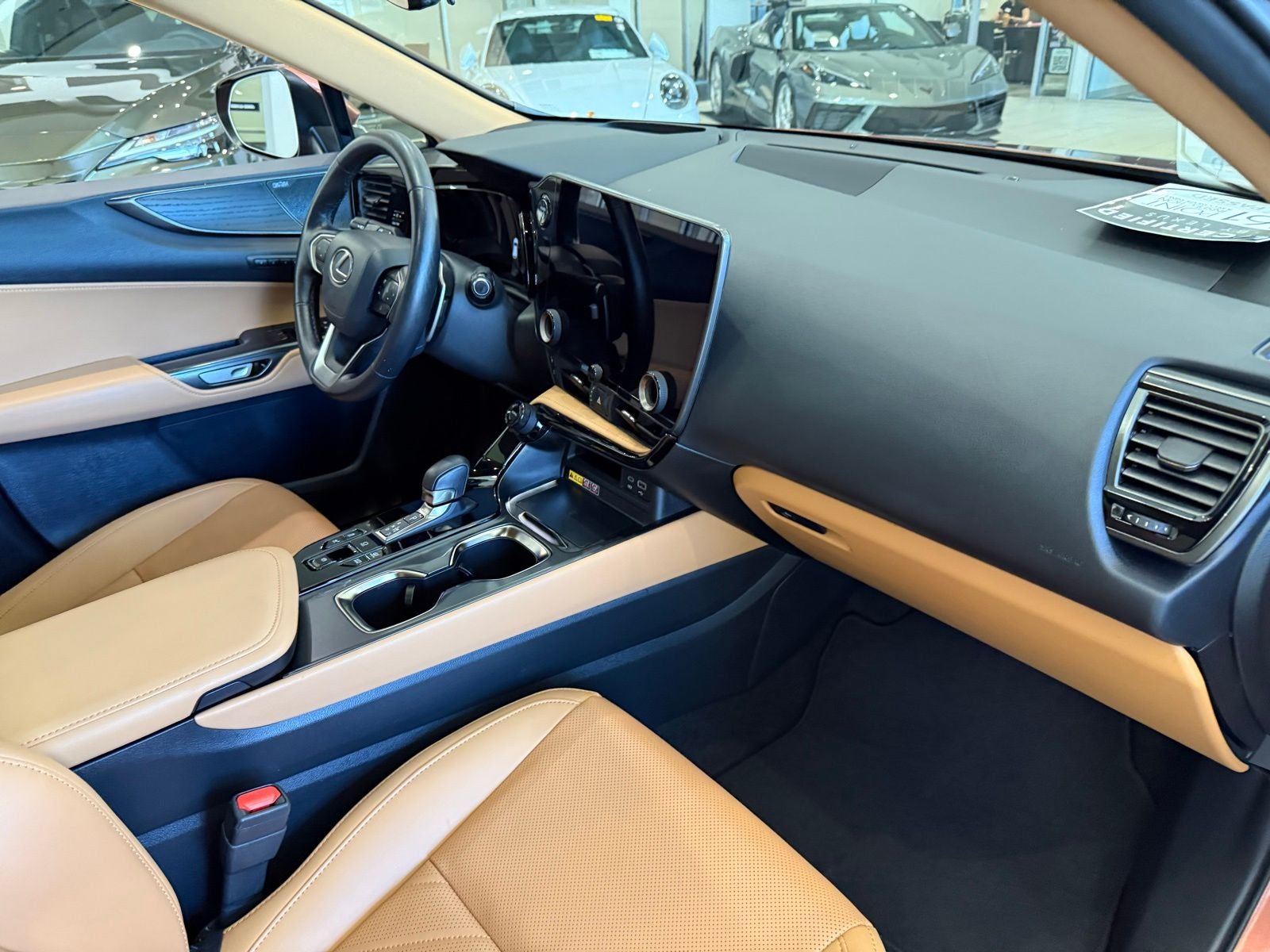 2025 Lexus NX 450h+ Luxury