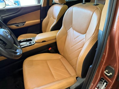 2025 Lexus NX 450h+ Luxury