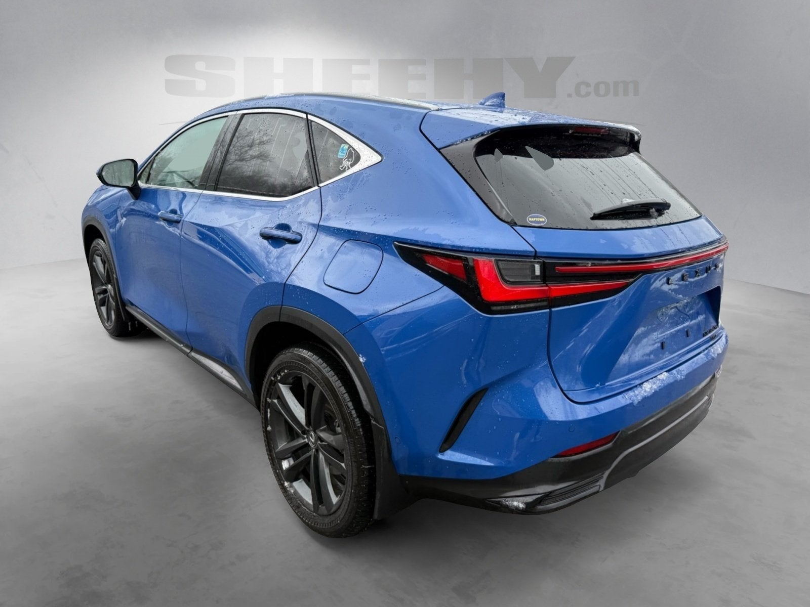 2025 Lexus NX 450h+ Luxury