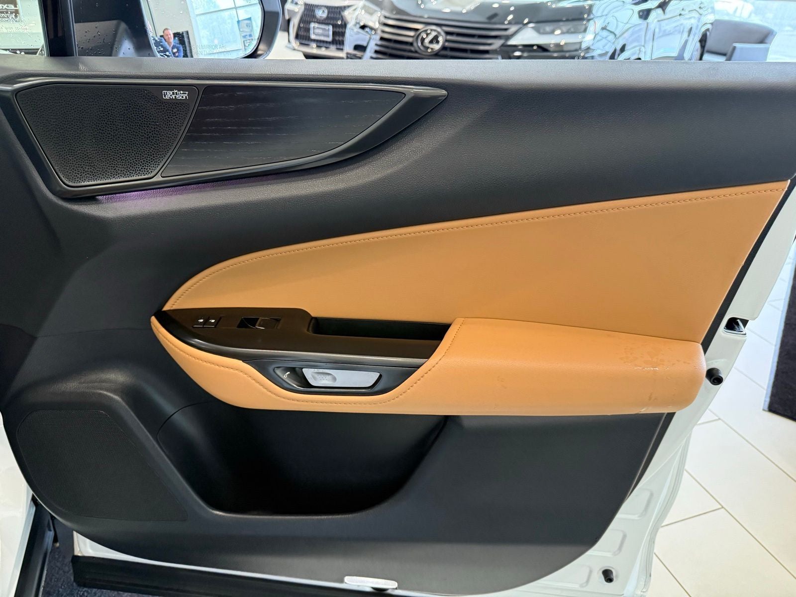 2025 Lexus NX 450h+ Luxury