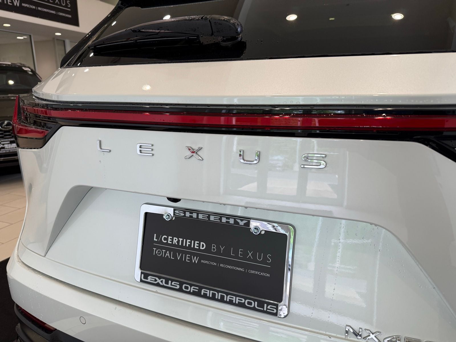 2025 Lexus NX 450h+ Luxury