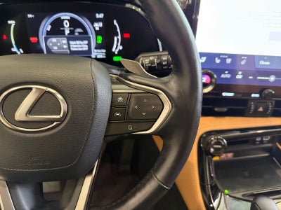 2025 Lexus NX 450h+ Luxury