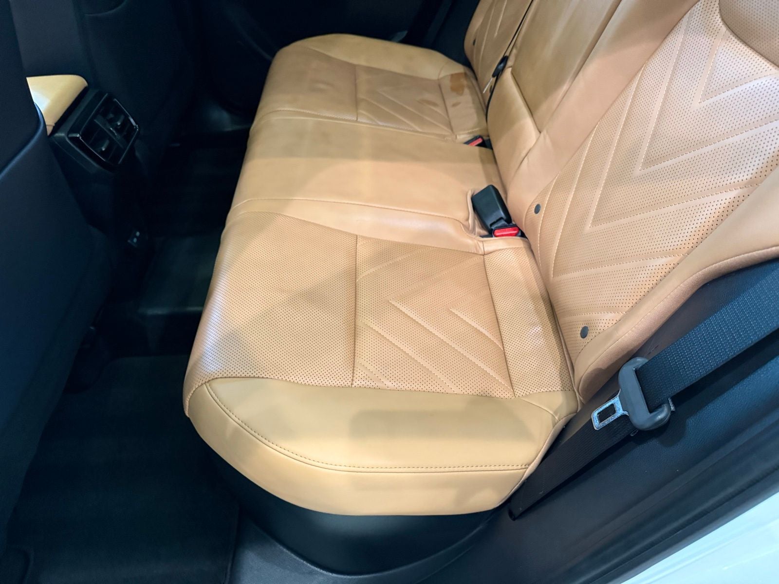 2025 Lexus NX 450h+ Luxury