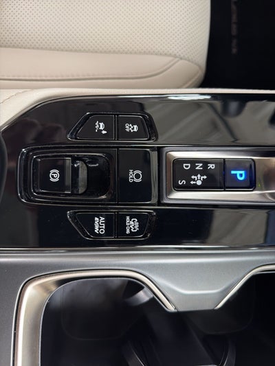 2025 Lexus NX 450h+ Luxury