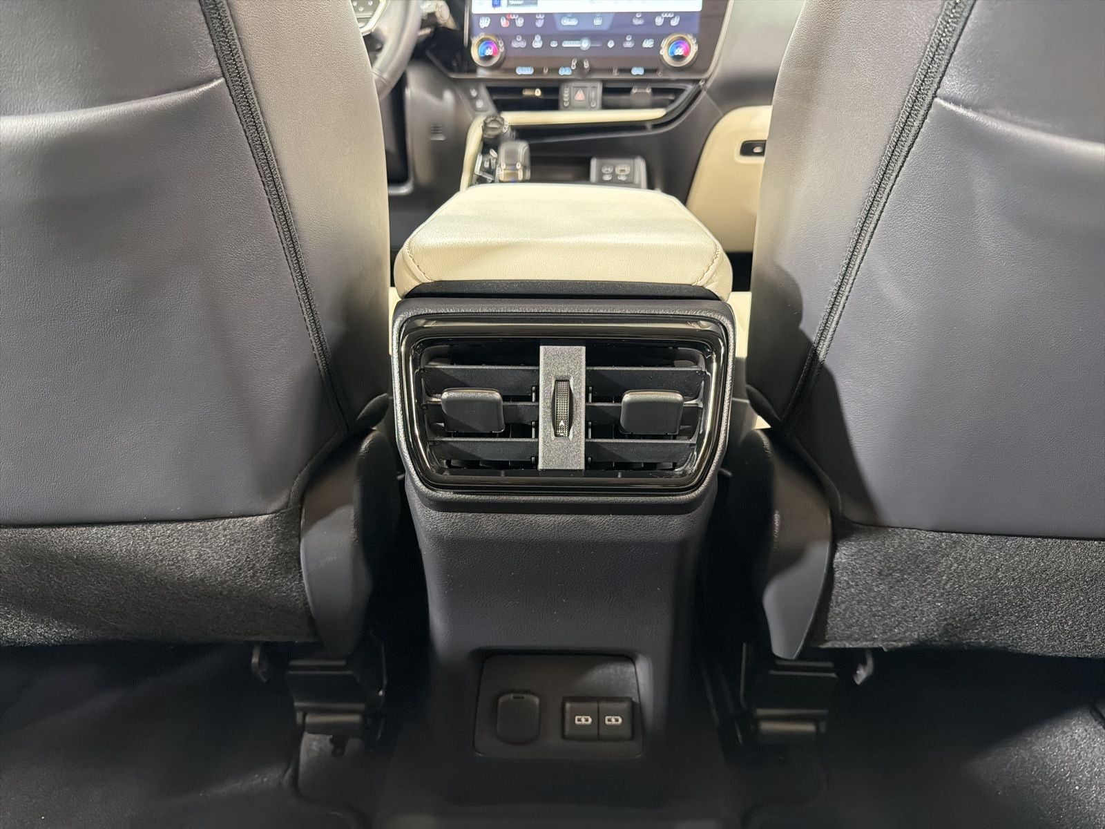 2025 Lexus NX 450h+ Luxury