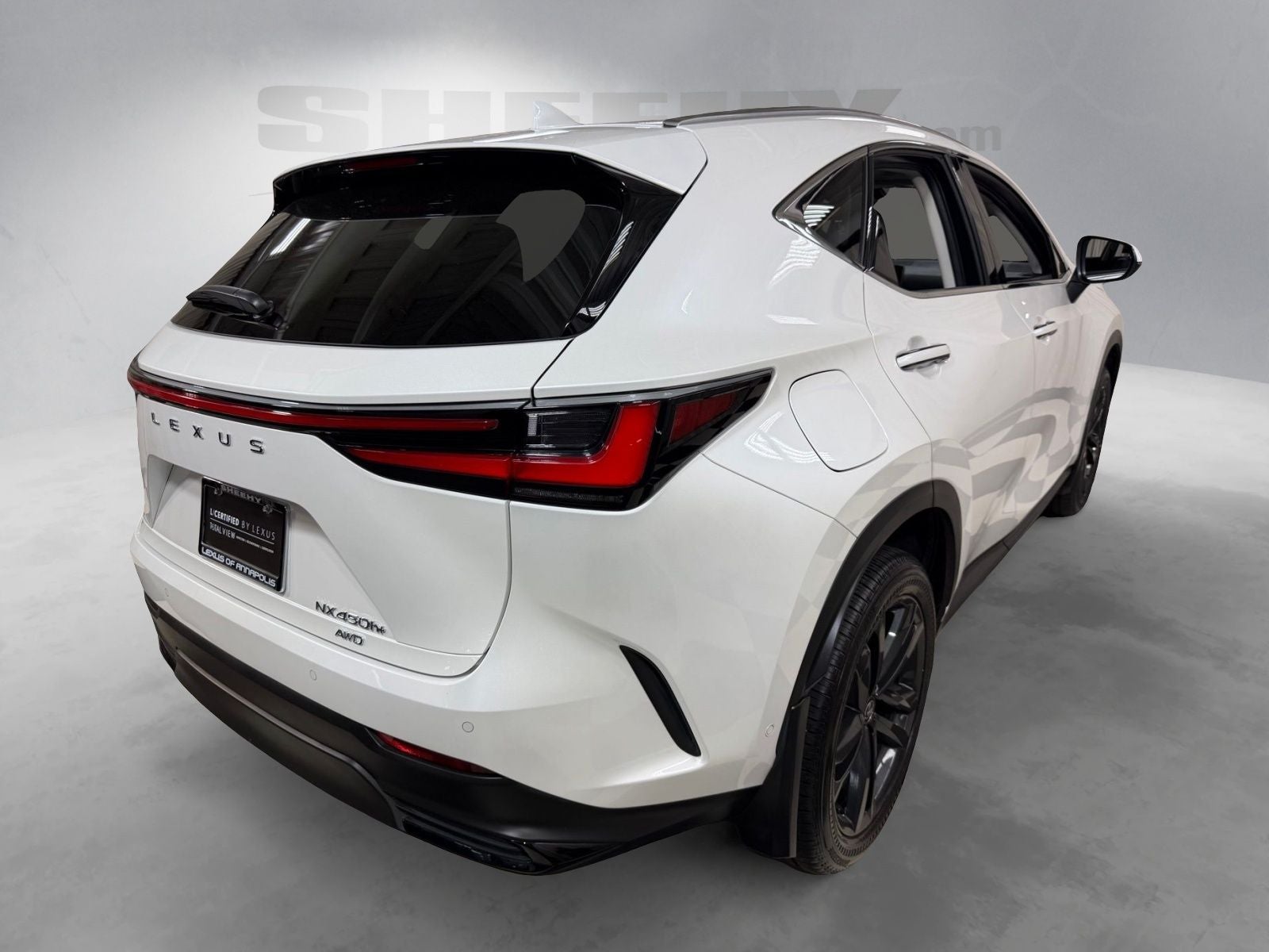 2024 Lexus NX 450h+ Luxury