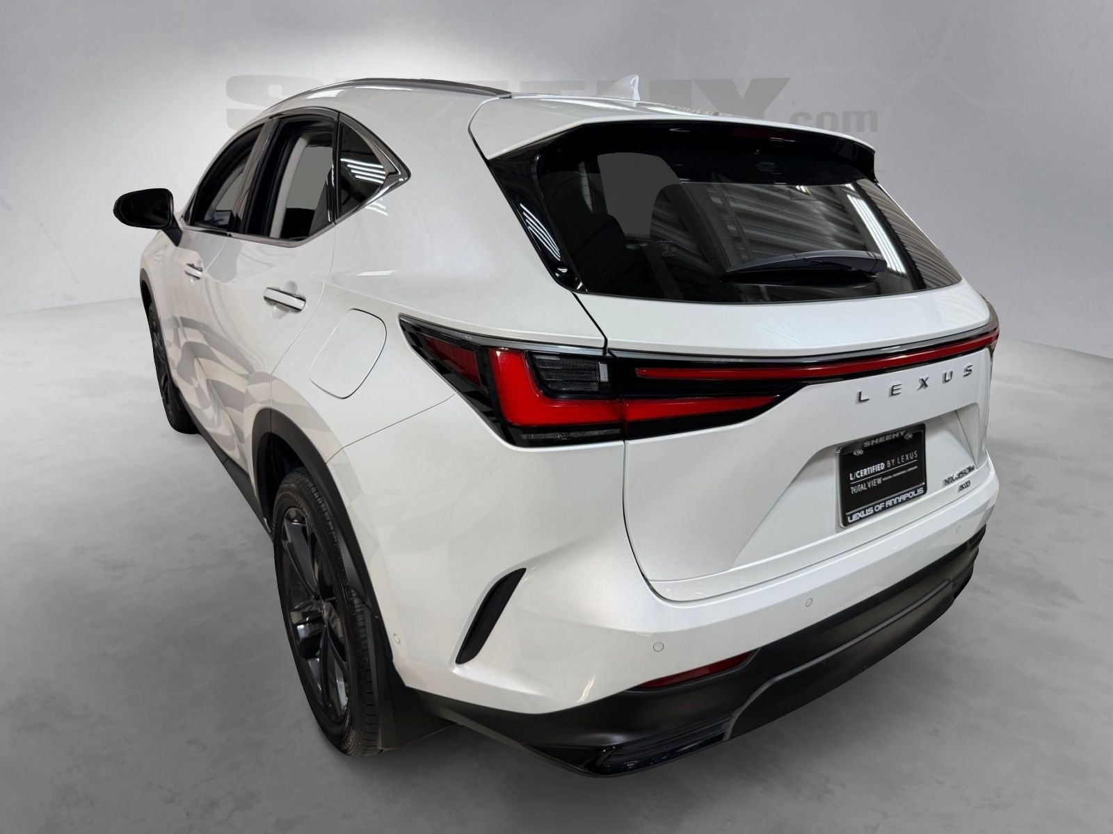 2024 Lexus NX 450h+ Luxury
