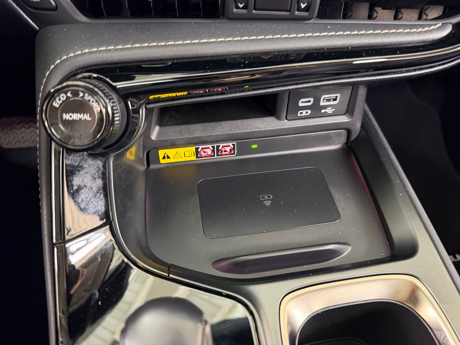 2024 Lexus NX 450h+ Luxury