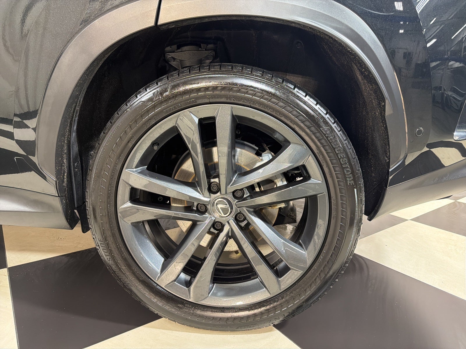 2025 Lexus NX 450h+ Luxury