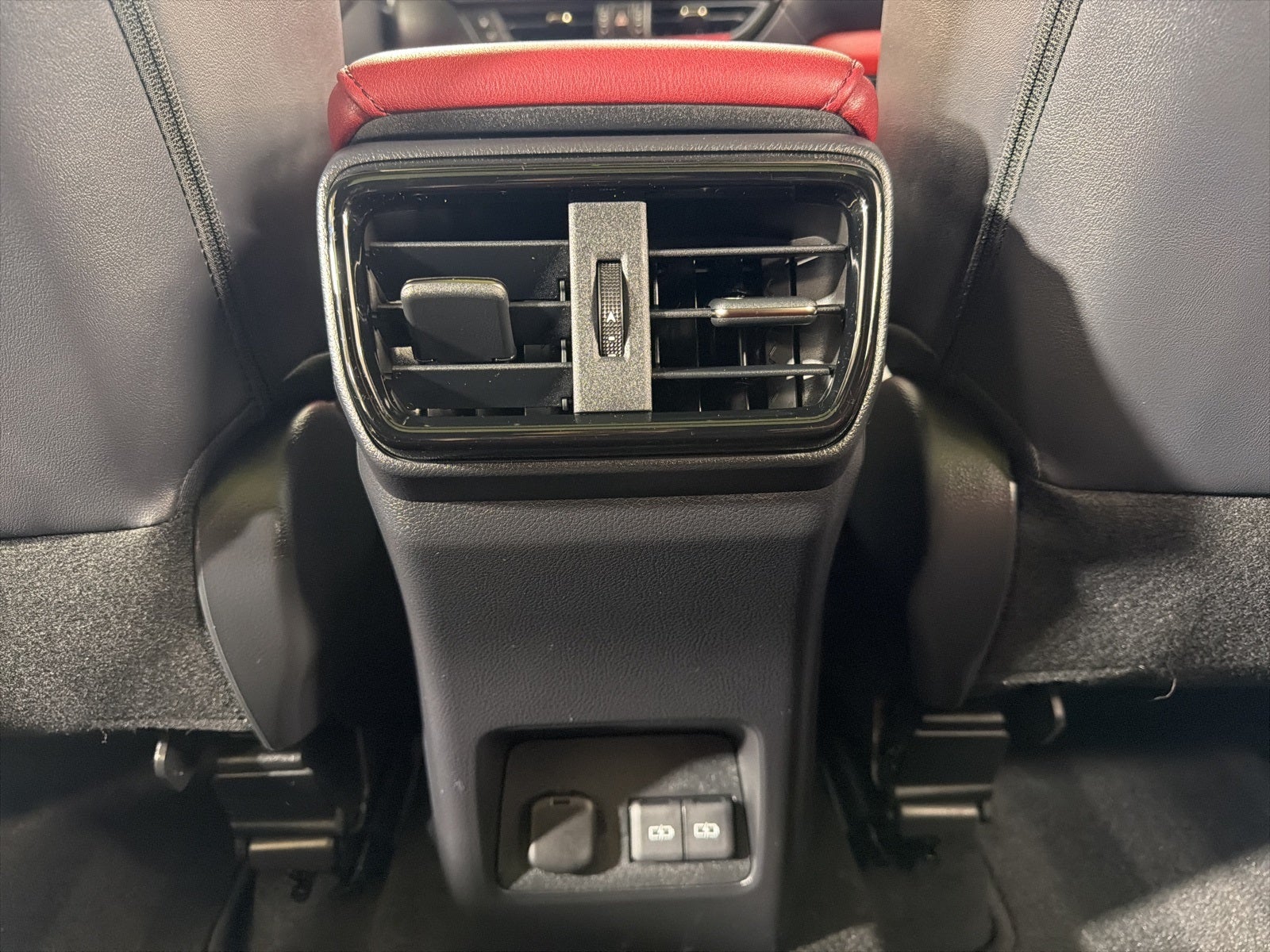 2025 Lexus NX 450h+ Luxury