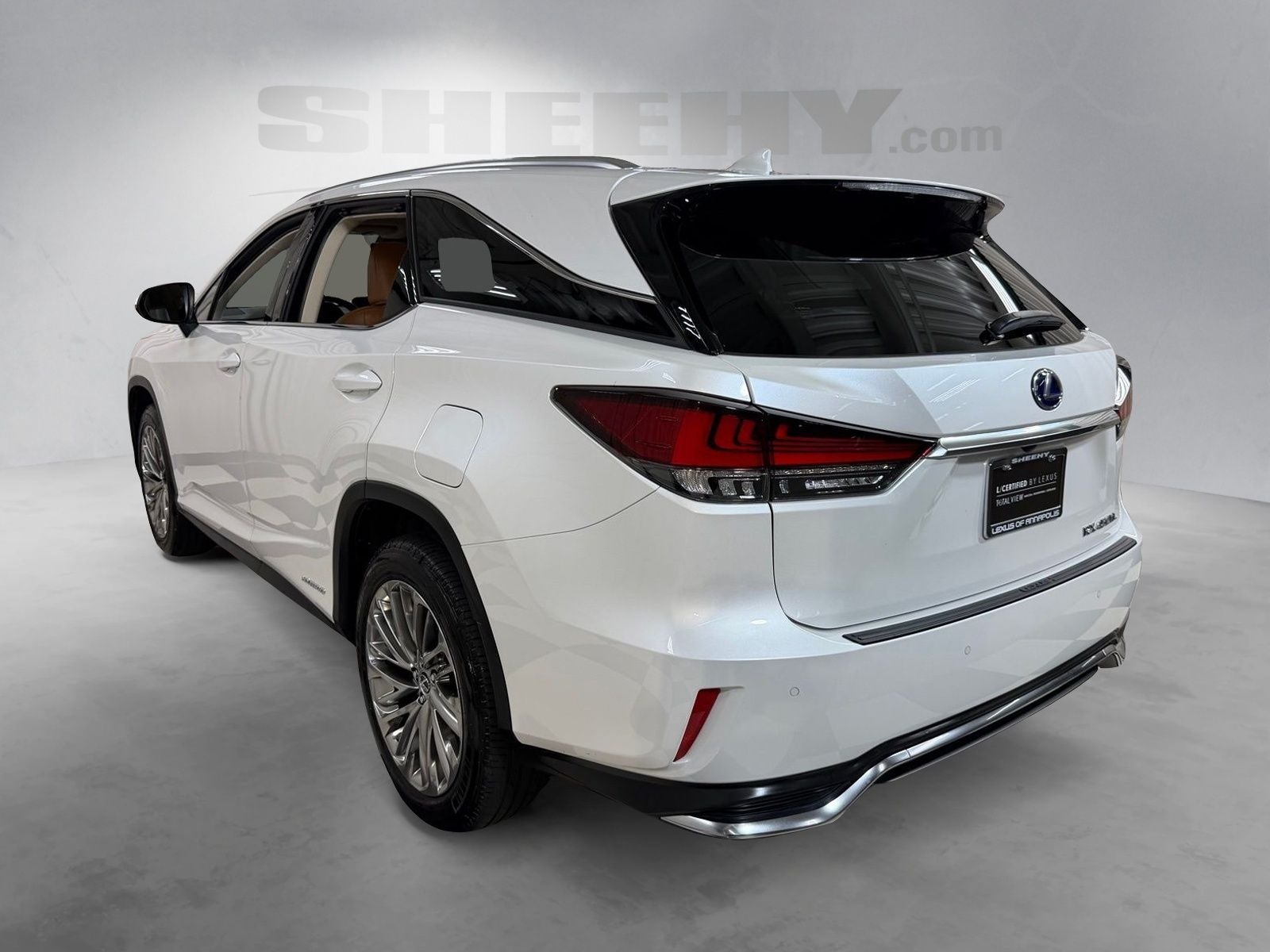 2022 Lexus RX 450hL Luxury
