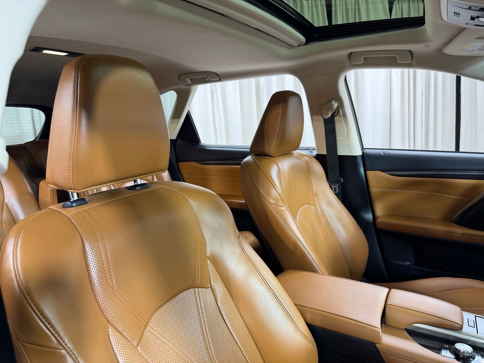 2022 Lexus RX 450hL Luxury
