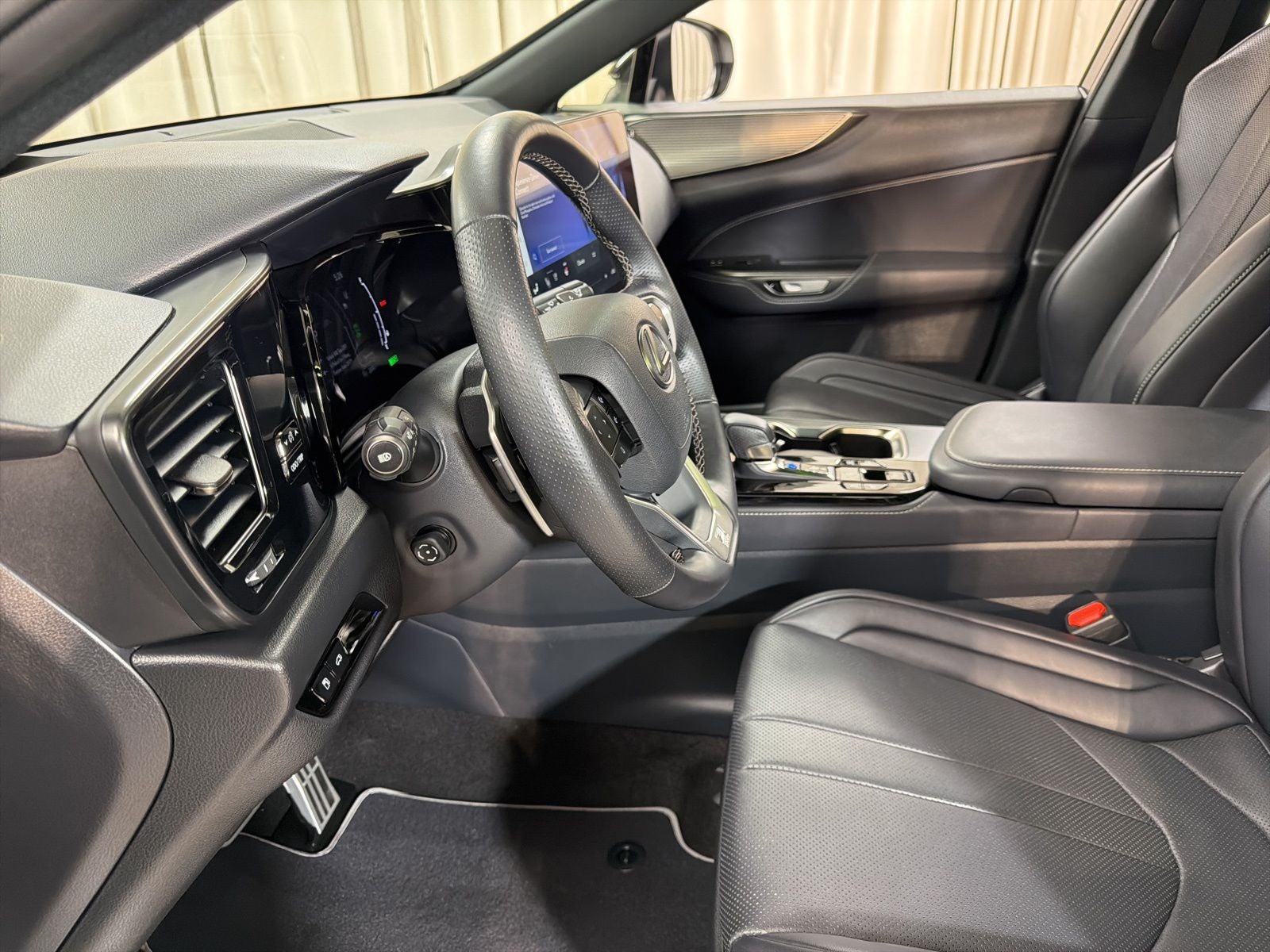 2025 Lexus NX 450h+ F SPORT