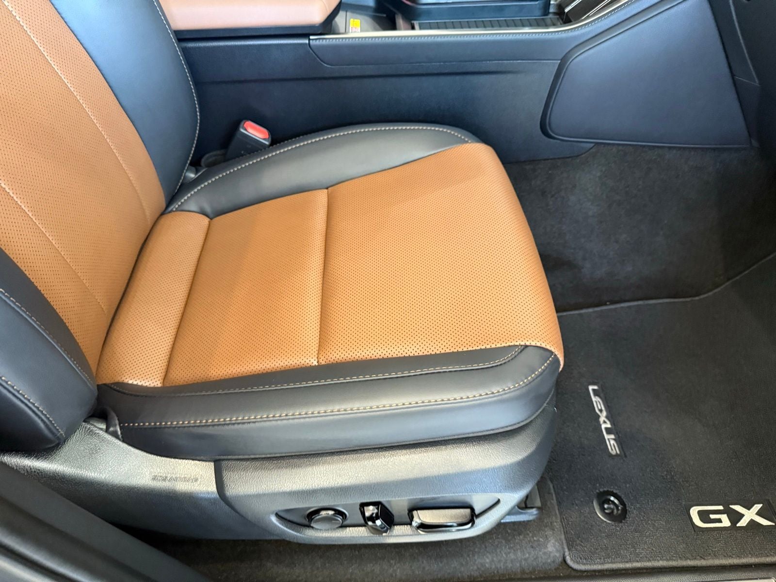 2025 Lexus GX 550 Premium+