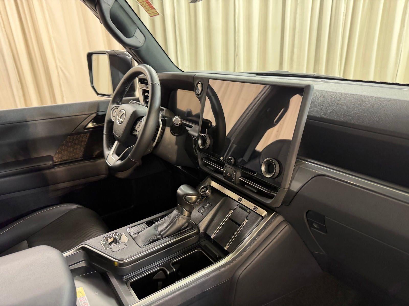 2025 Lexus GX 550 Luxury+