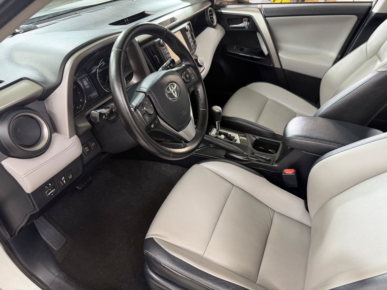 2016 Toyota RAV4 Limited