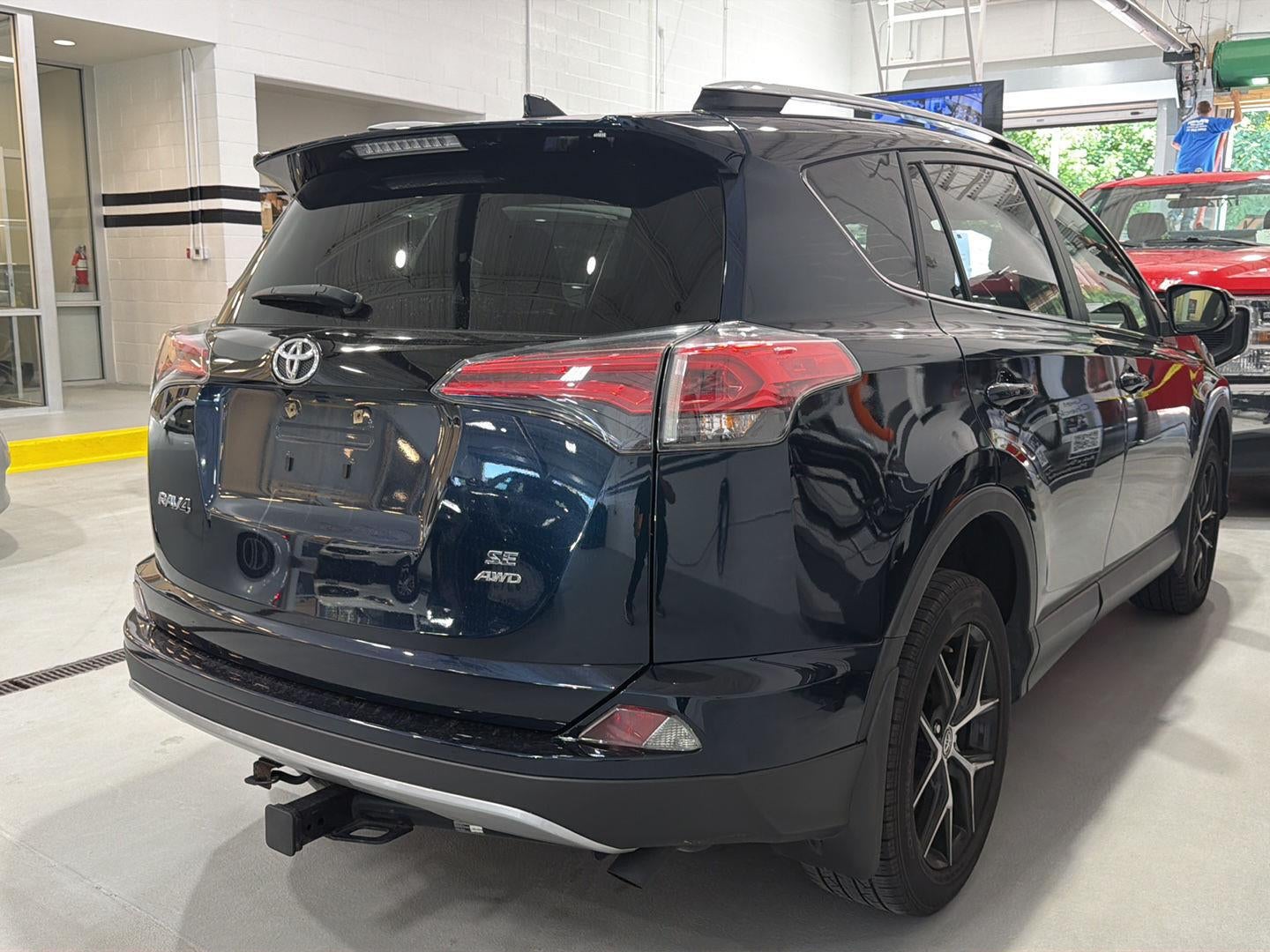 2017 Toyota RAV4 SE
