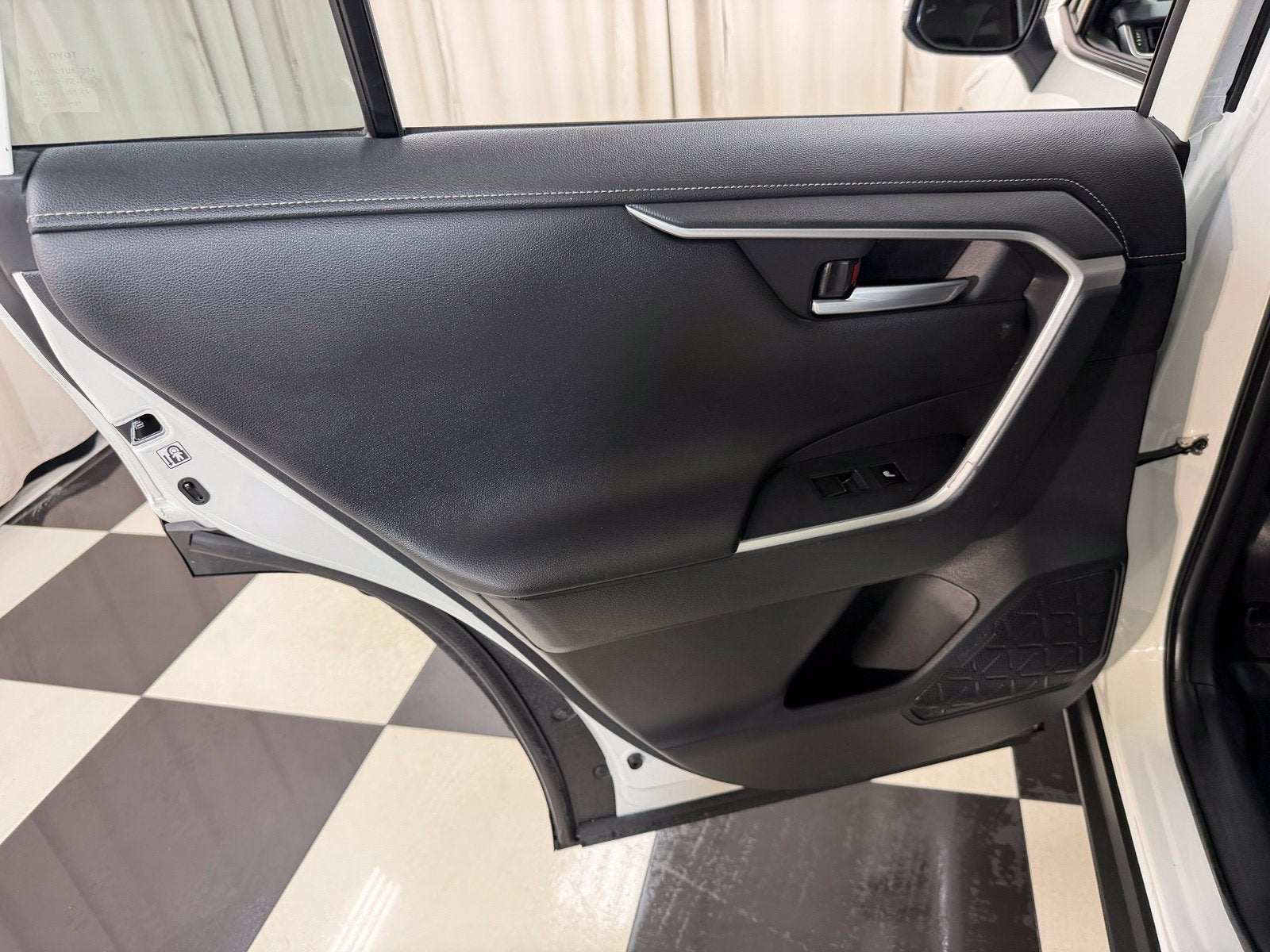 2020 Toyota RAV4 Limited