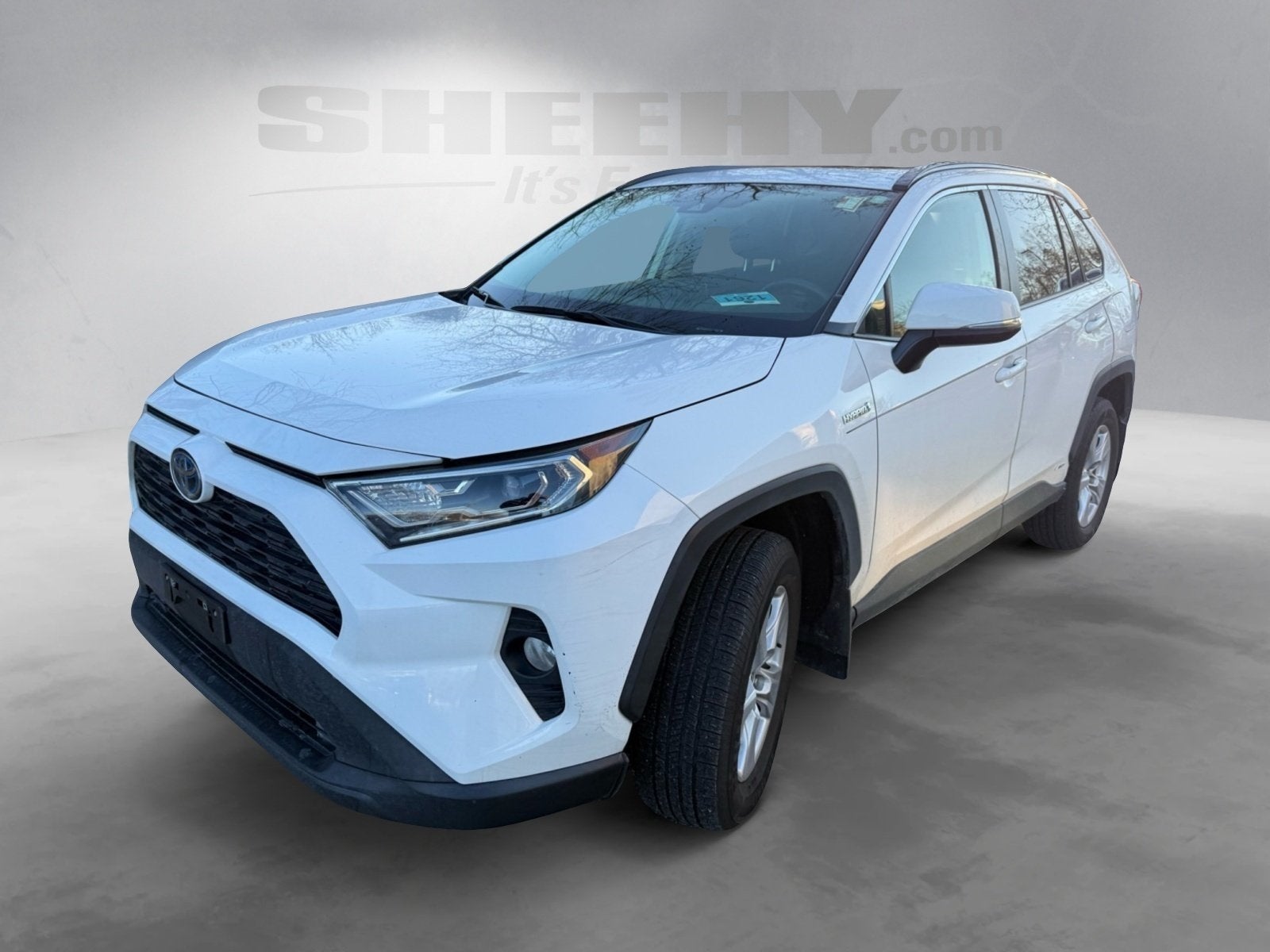2021 Toyota RAV4 Hybrid XLE