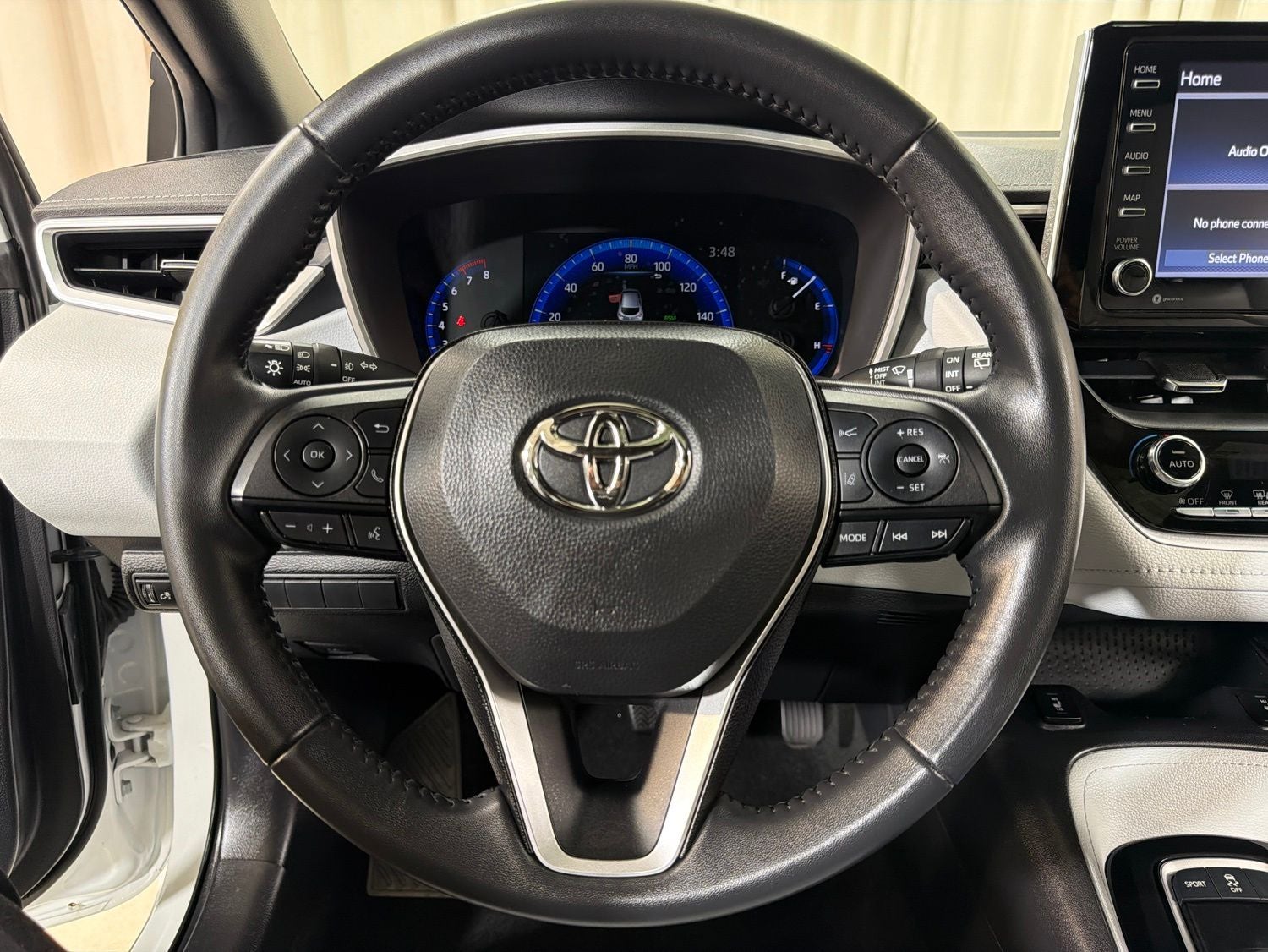 2022 Toyota Corolla Hatchback XSE