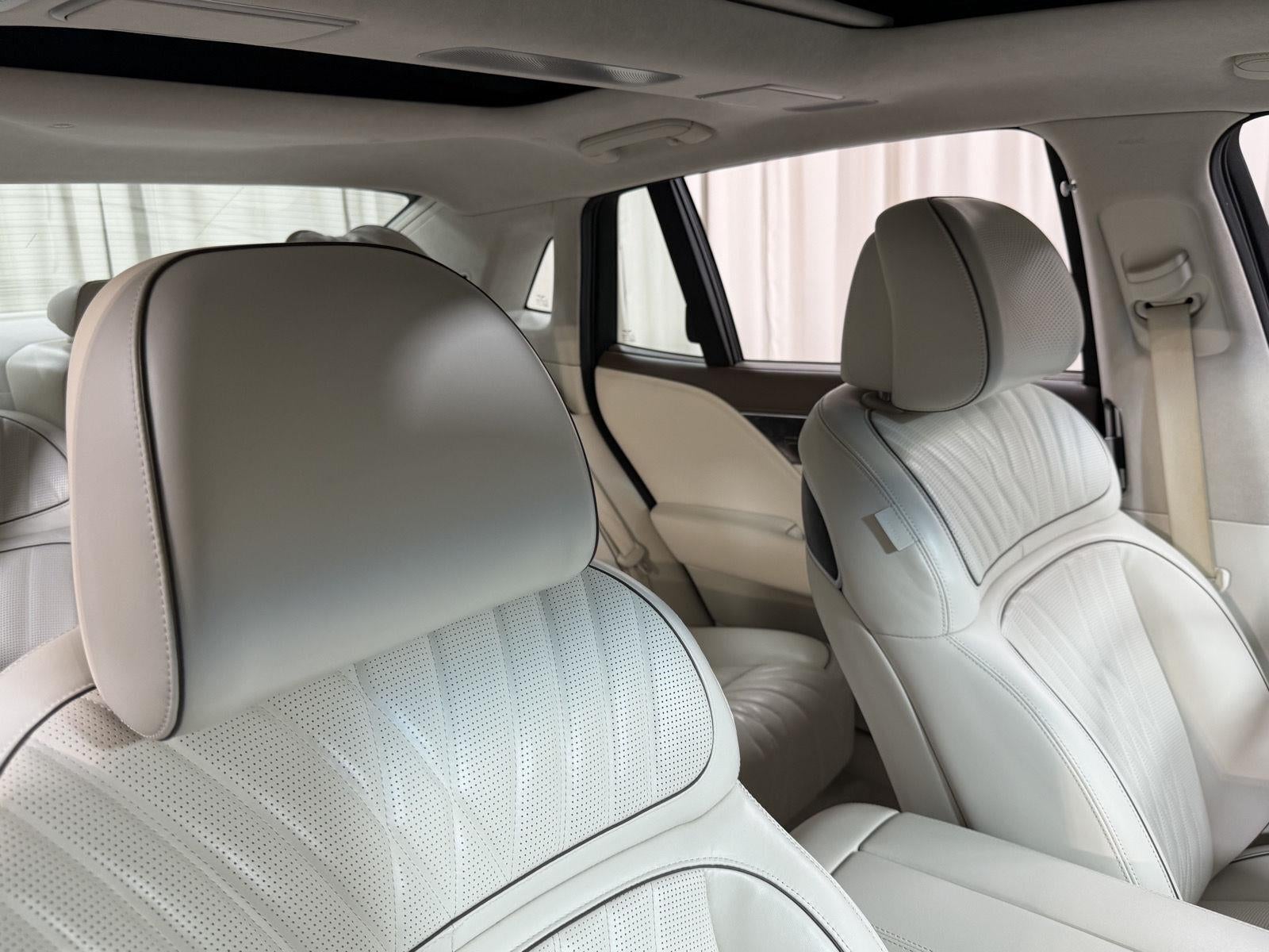 2023 Genesis G90 e-SC