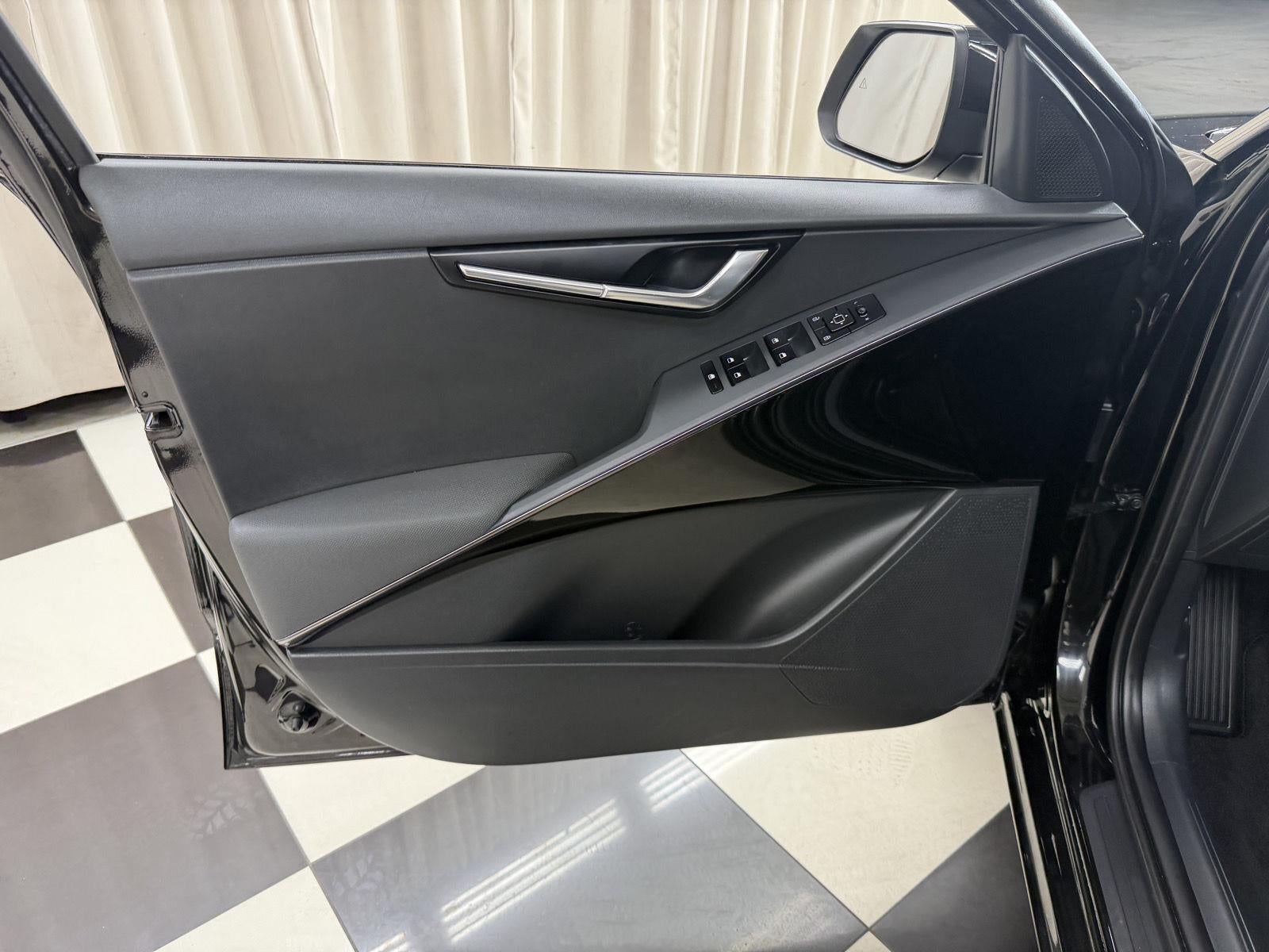 2024 Kia Niro EX