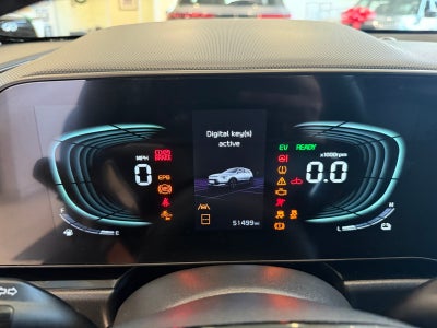 2023 Kia Niro SX Touring