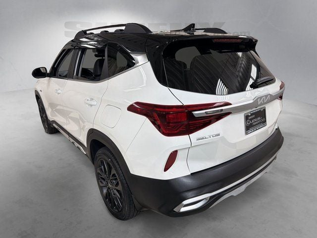 2022 Kia Seltos Nightfall
