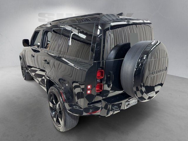 2025 Land Rover Defender 110 X-Dynamic SE