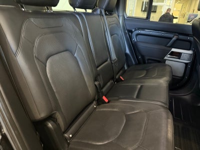 2023 Land Rover Defender 130 SE
