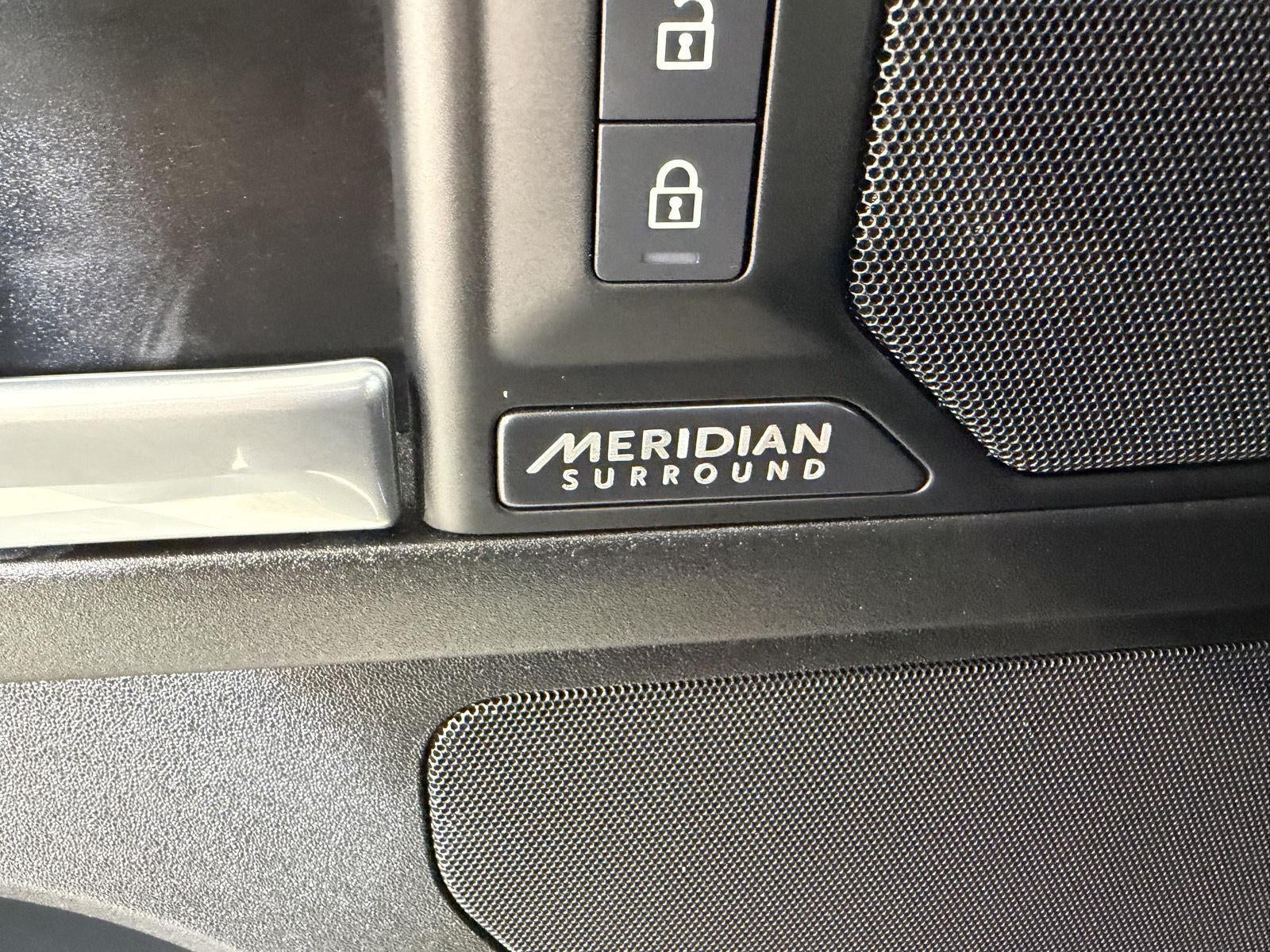 2025 Land Rover Defender X