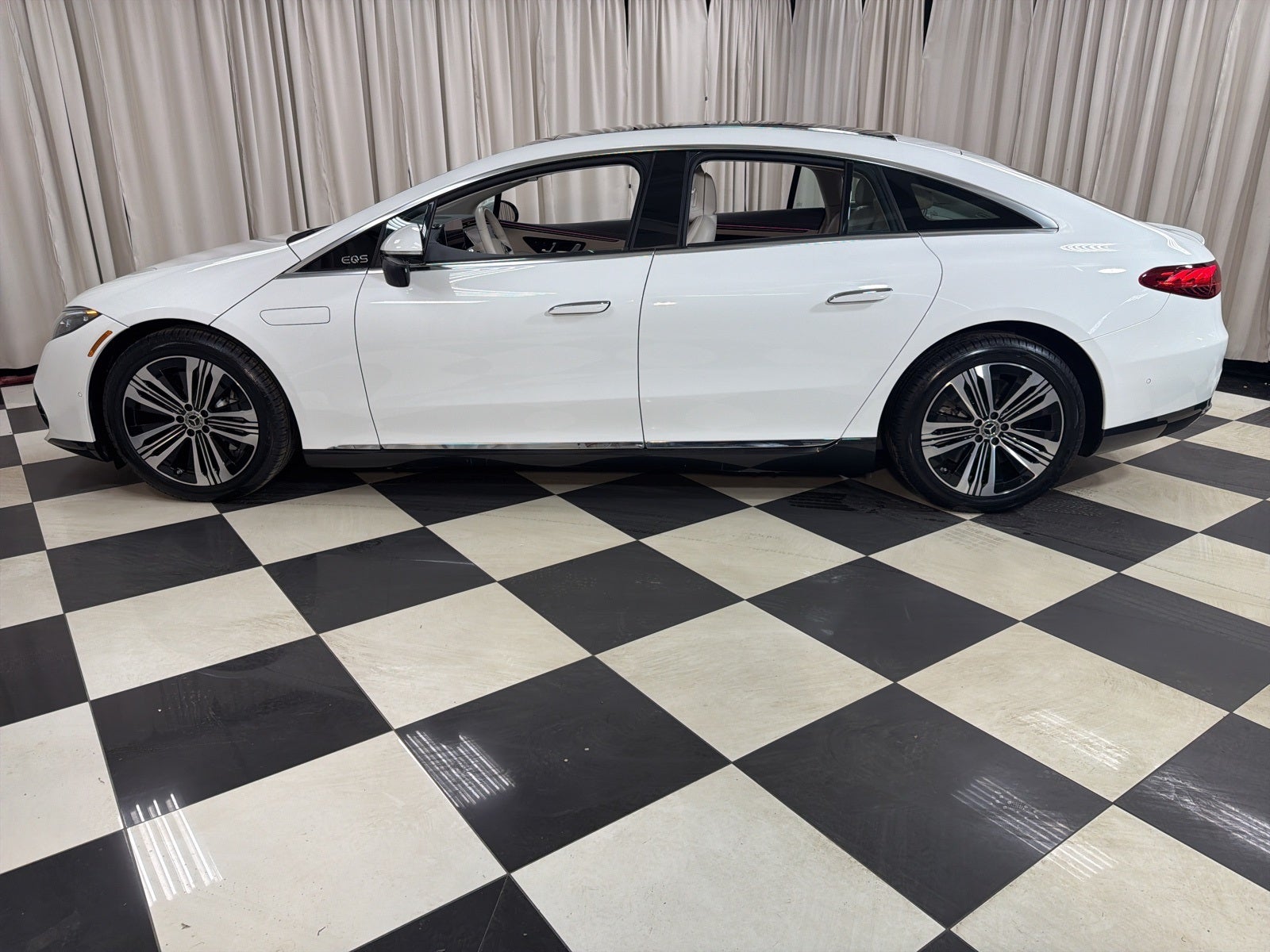 2023 Mercedes-Benz EQS 450 Base