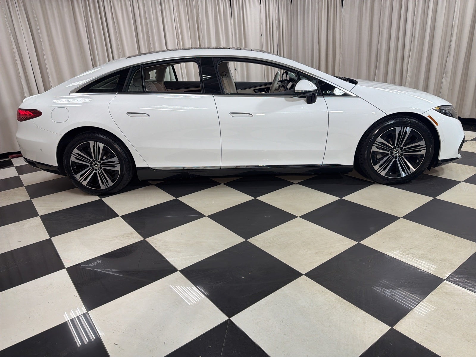 2023 Mercedes-Benz EQS 450 Base