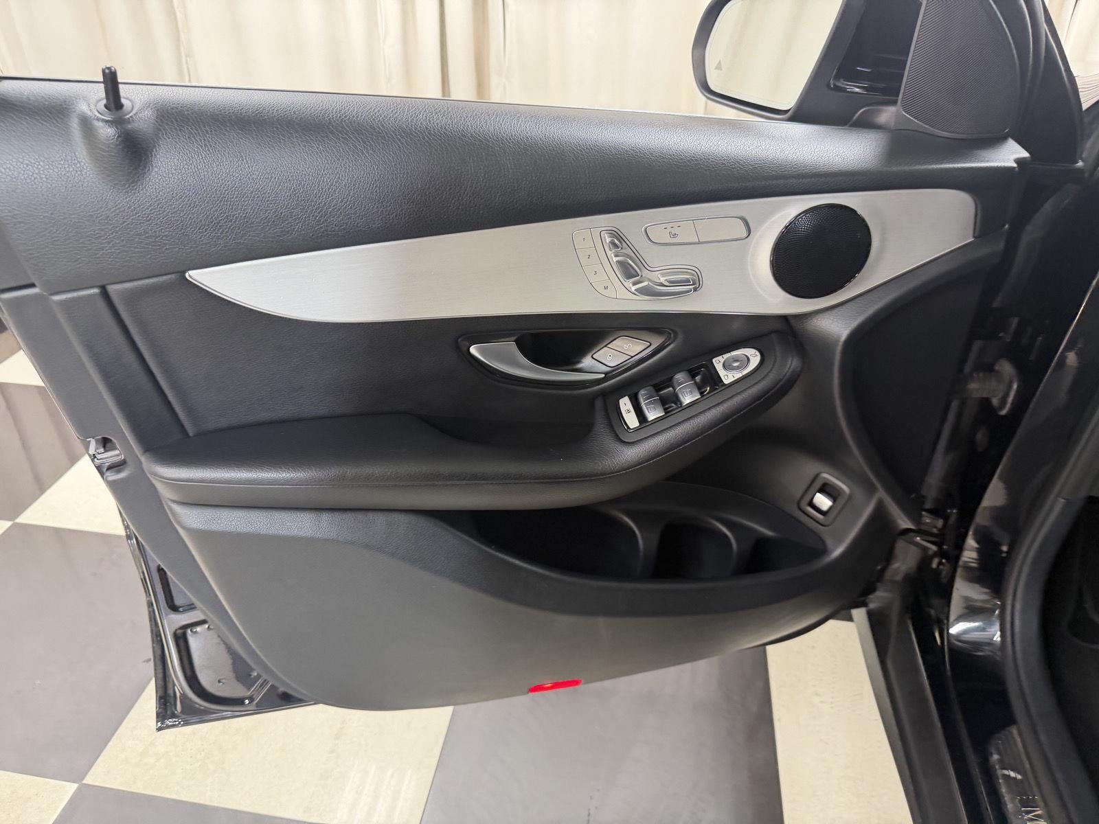 2021 Mercedes-Benz Glc GLC 300