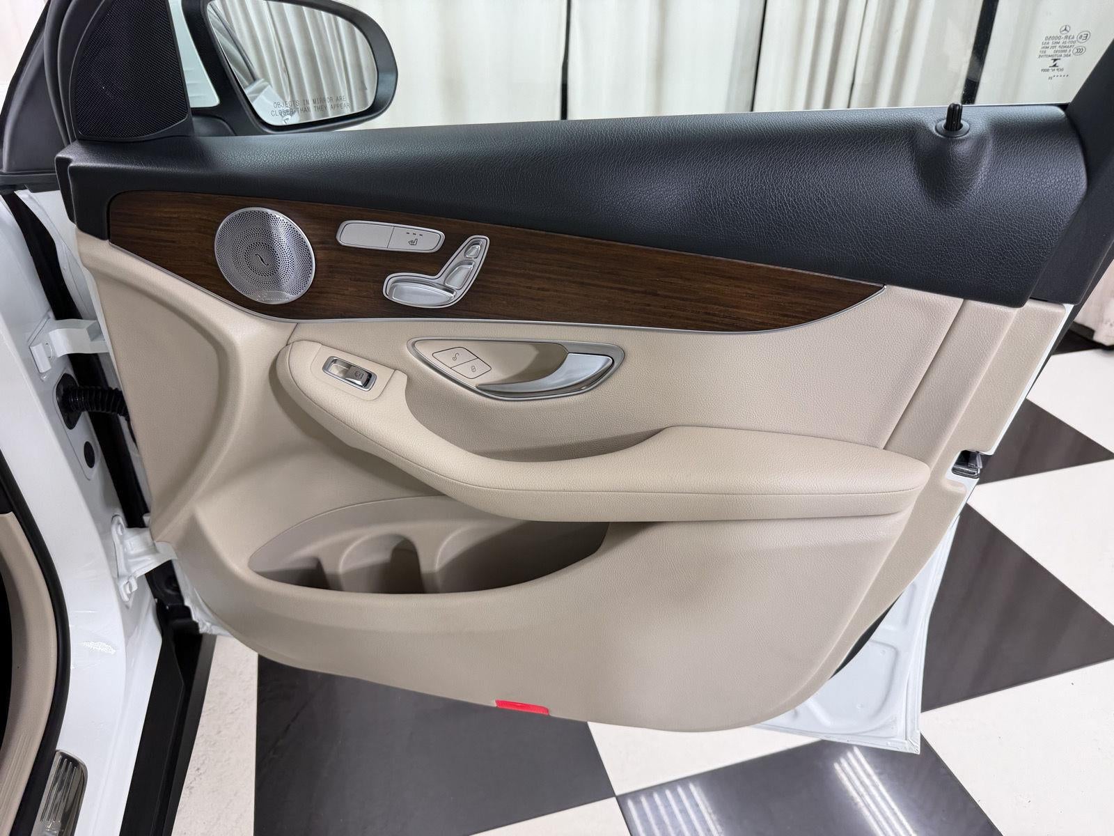 2020 Mercedes-Benz Glc GLC 300