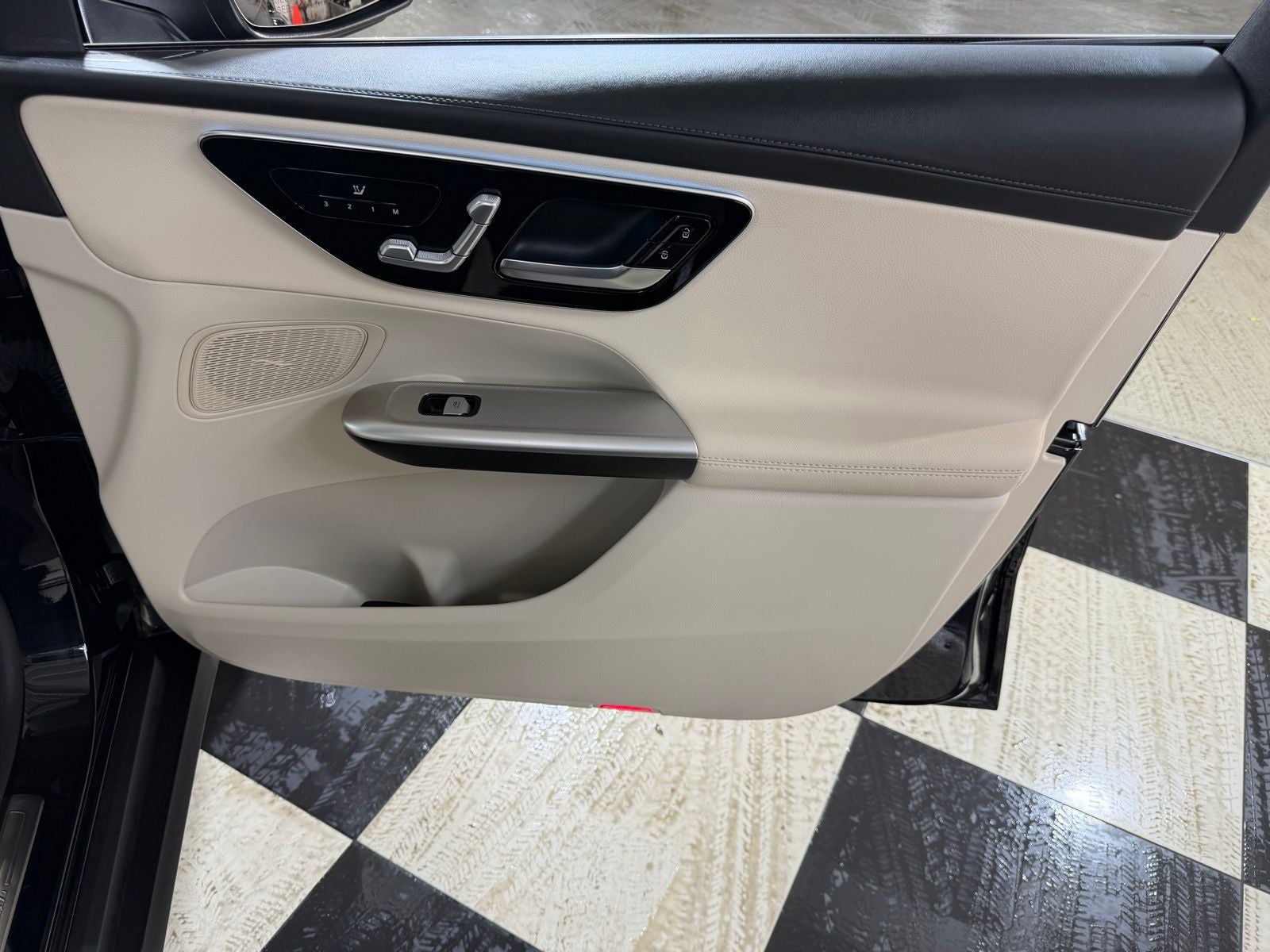 2025 Mercedes-Benz GLC GLC 300 4MATIC®